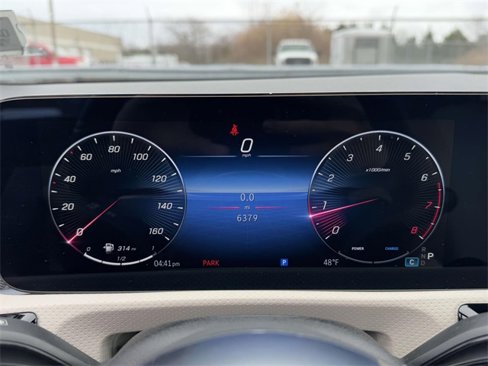 Used 2025 Mercedes-Benz CLA 250 4MATIC image 3
