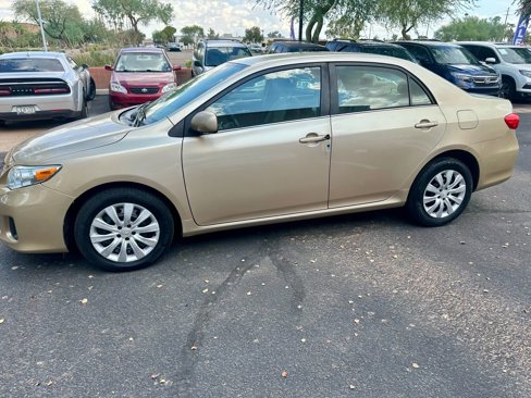 Used 2013 Toyota Corolla LE Special Edition image 4