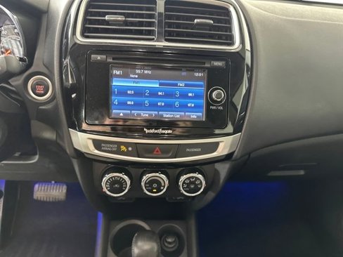 Used 2015 Mitsubishi Outlander Sport SE image 21