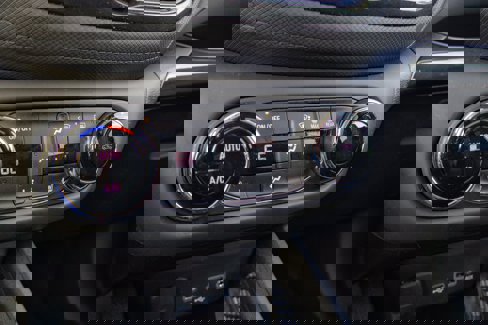 Certified 2022 Chevrolet TrailBlazer LT w/ Convenience Package image 18