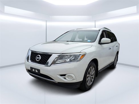 Used 2014 Nissan Pathfinder SV w/ Trailer Tow Package image 7