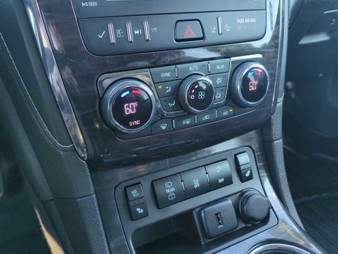 Used 2017 Buick Enclave Premium image 17