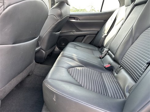 Used 2023 Toyota Camry SE image 15