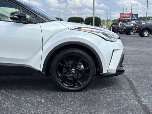 Used 2022 Toyota C-HR Nightshade image 10