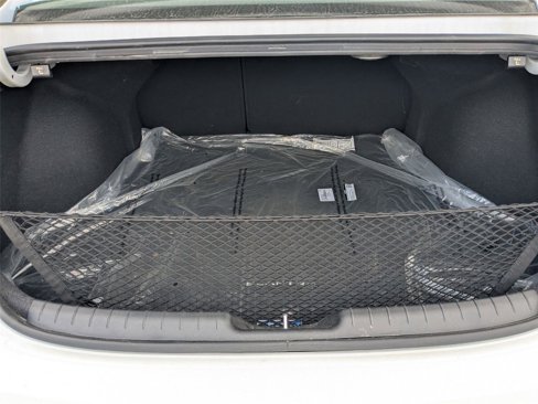 Used 2024 Hyundai Elantra Limited image 33