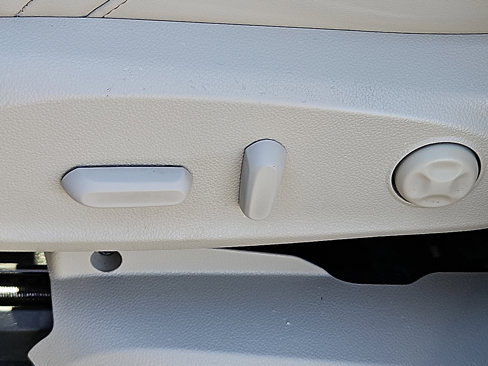 Used 2019 Buick Envision Preferred image 25