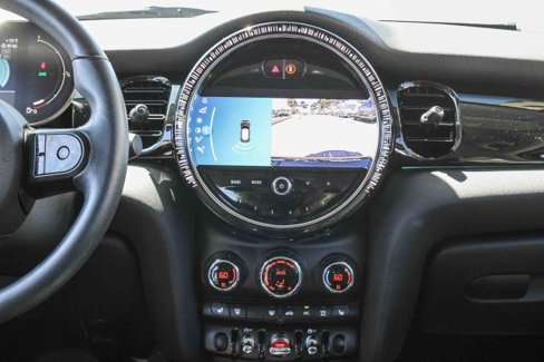 Used 2023 MINI Cooper 4-Door Hardtop image 13