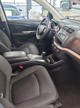 Used 2018 Dodge Journey SE w/ Blacktop Package image 16