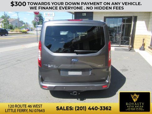 Used 2020 Ford Transit Connect XLT image 5