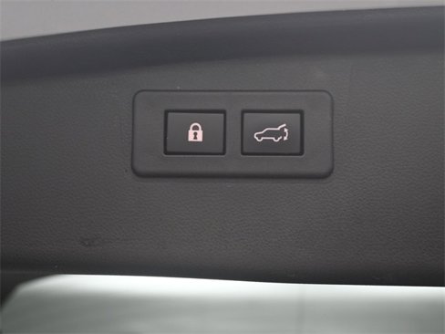 Used 2021 Subaru Outback Touring image 21
