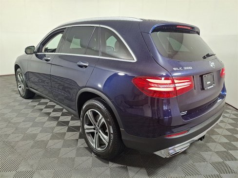 Used 2019 Mercedes-Benz GLC 300 4MATIC image 8