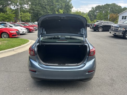 Used 2015 MAZDA MAZDA3 i Sport image 12