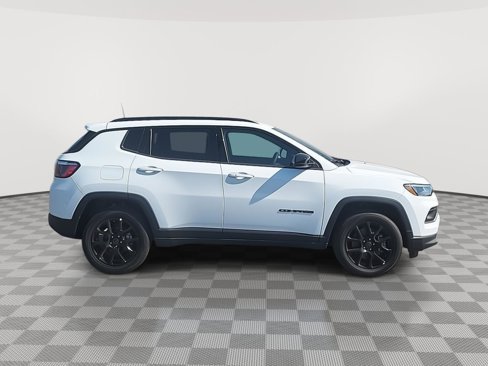 New 2025 Jeep Compass Latitude w/ Altitude Special Edition image 6