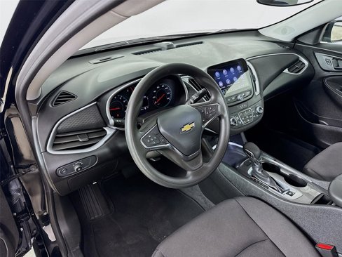 Used 2023 Chevrolet Malibu LT image 9