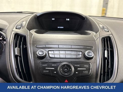 Used 2019 Ford Escape S image 18