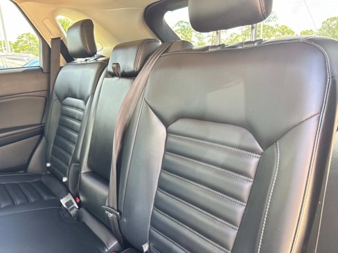 Used 2024 Ford Edge SEL image 13