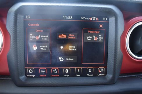 Used 2017 Volkswagen Tiguan S image 14