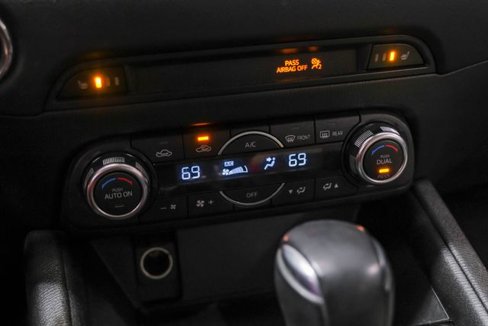 Used 2017 MAZDA CX-5 Touring image 29