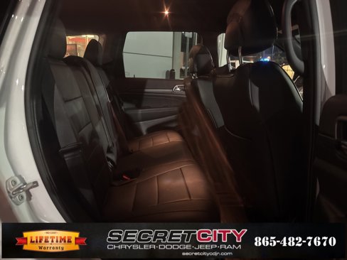 Used 2021 Jeep Grand Cherokee Freedom Edition image 16