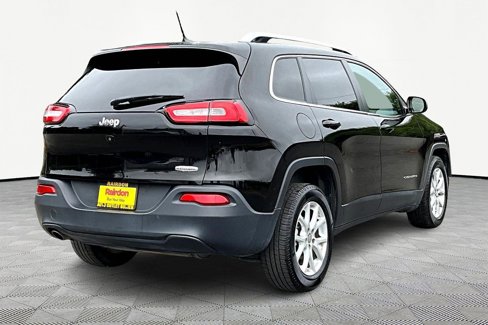Used 2017 Jeep Cherokee Latitude image 11