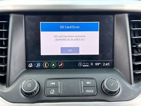 Used 2023 GMC Acadia SLT image 18