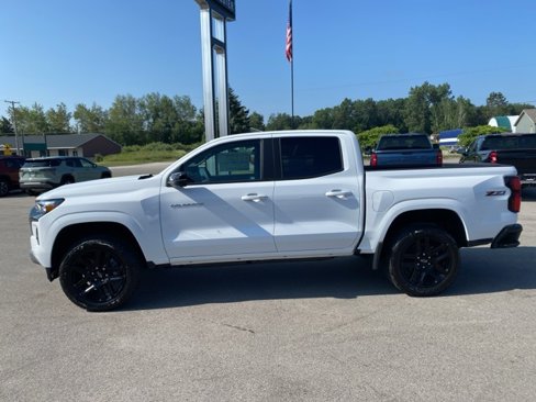 New 2025 Chevrolet Colorado Z71 w/ Technology Package image 2