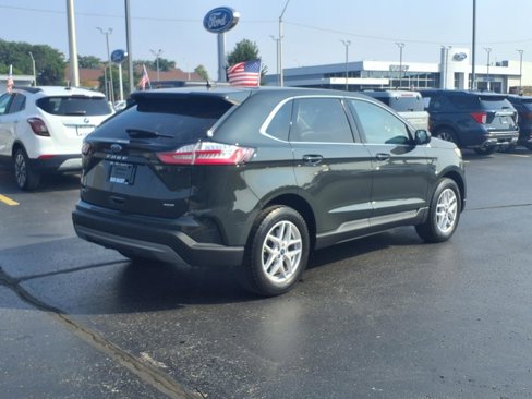 Used 2022 Ford Edge SEL w/ Convenience Package image 4