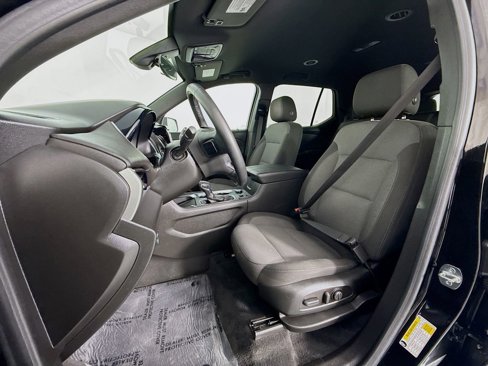 Used 2023 Chevrolet Traverse LT image 19