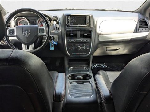 Used 2019 Dodge Grand Caravan GT image 17