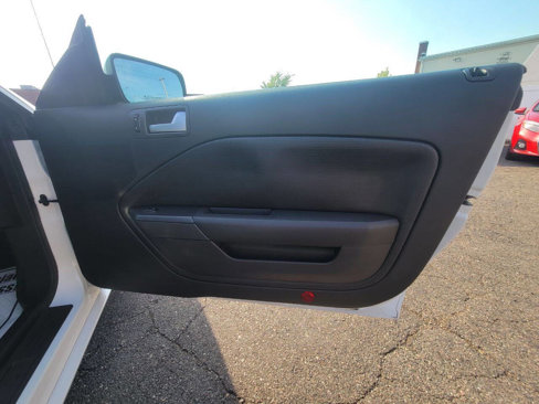 Used 2008 Ford Mustang GT image 18