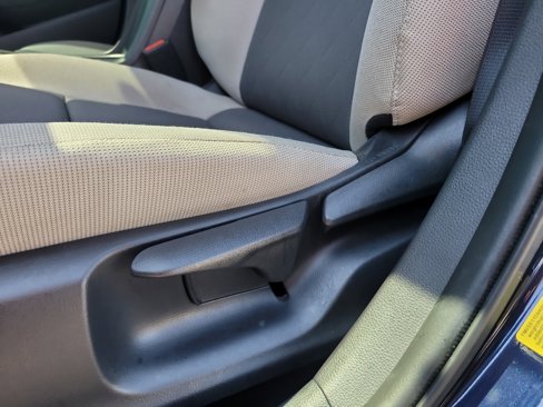 Used 2023 Toyota Corolla LE image 17