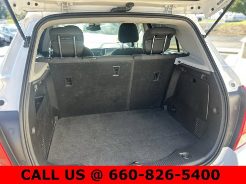 Used 2020 Chevrolet Trax LS w/ Tint and Cruise Package image 8