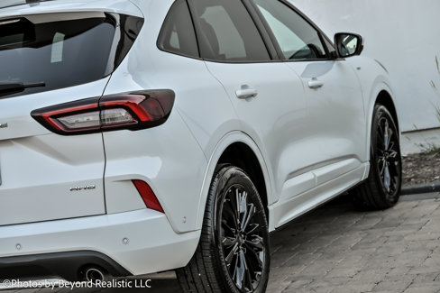 Used 2023 Ford Escape ST-Line Elite w/ Premium Technology Package image 9