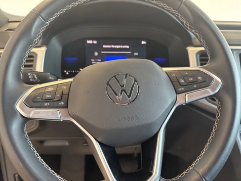 Used 2022 Volkswagen Atlas Cross Sport SE image 20