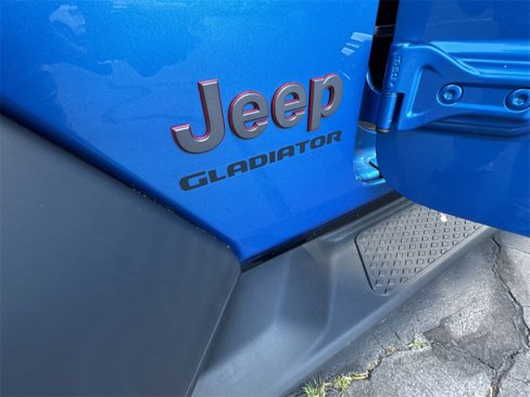 Used 2022 Jeep Gladiator Rubicon w/ LED Lighting Group image 30