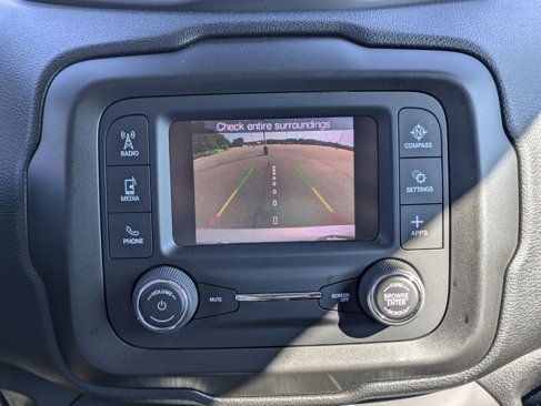 Used 2020 Jeep Renegade Sport image 13