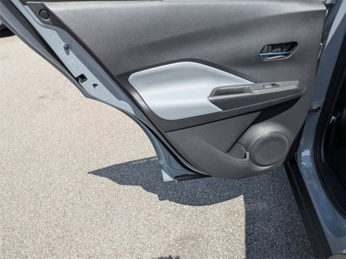 Certified 2024 Nissan Kicks SR image 19