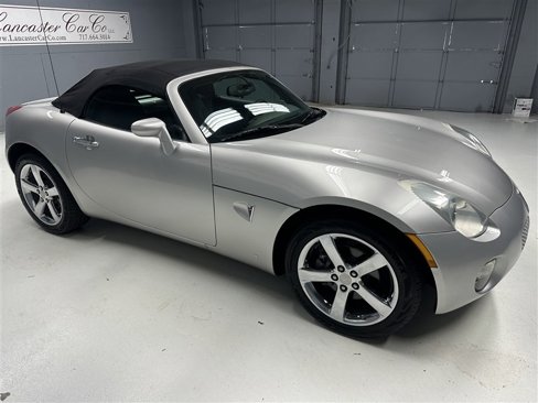 Used 2008 Pontiac Solstice Convertible w/ Preferred Package image 15