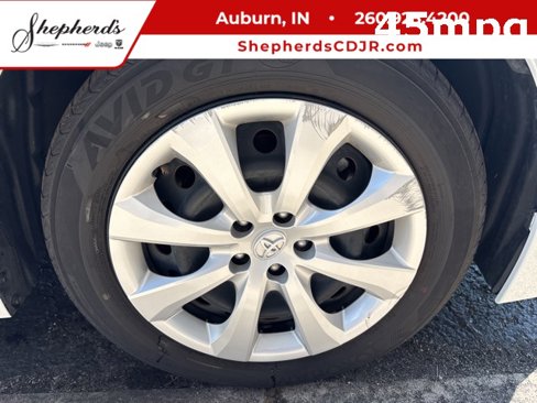 Used 2024 Toyota Corolla LE image 27