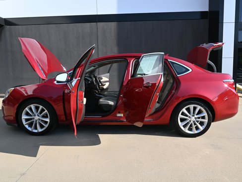 Used 2012 Buick Verano Convenience image 18