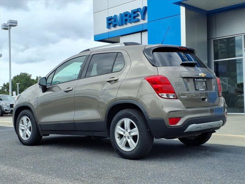 Used 2021 Chevrolet Trax LT image 3