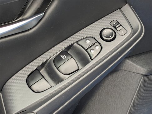 Used 2020 Nissan Sentra SV image 14