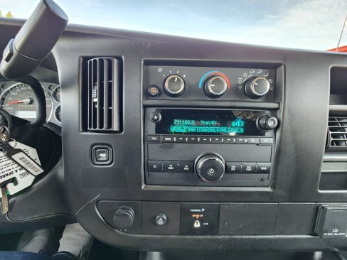 Used 2023 Chevrolet Express 2500 w/ Driver Convenience Package image 28