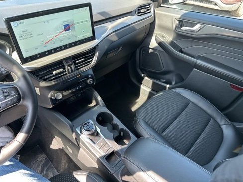 New 2025 Ford Escape SE image 30