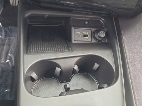 Used 2023 INFINITI QX50 Sensory image 18