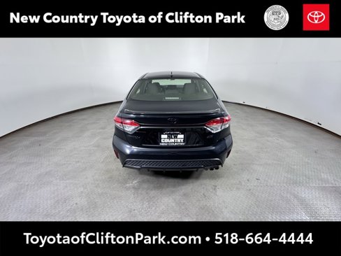 Used 2022 Toyota Corolla SE image 4