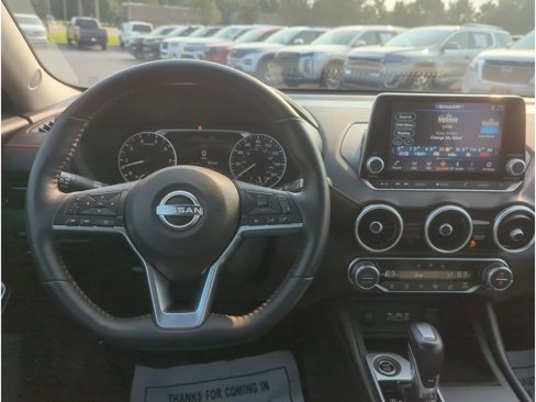 Used 2024 Nissan Sentra SR w/ SR Premium Package image 14