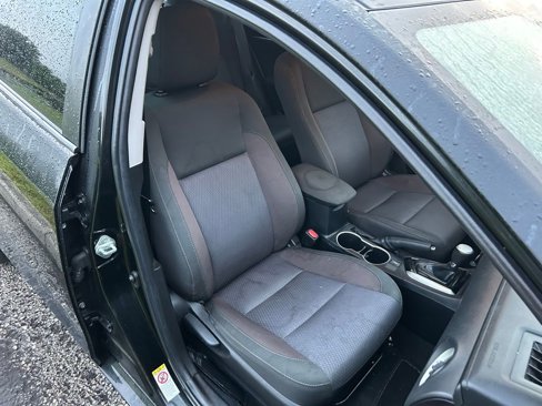 Used 2018 Toyota Corolla LE image 15