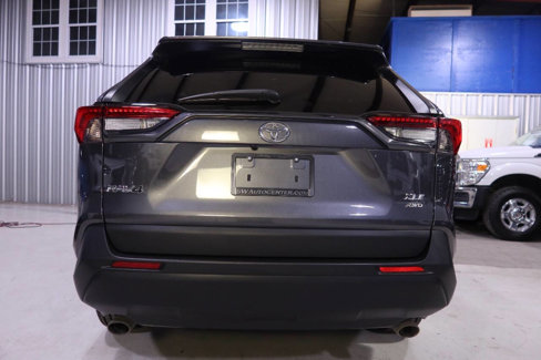 Used 2021 Toyota RAV4 XLE image 4