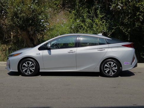 Used 2018 Toyota Prius Prime Premium image 28